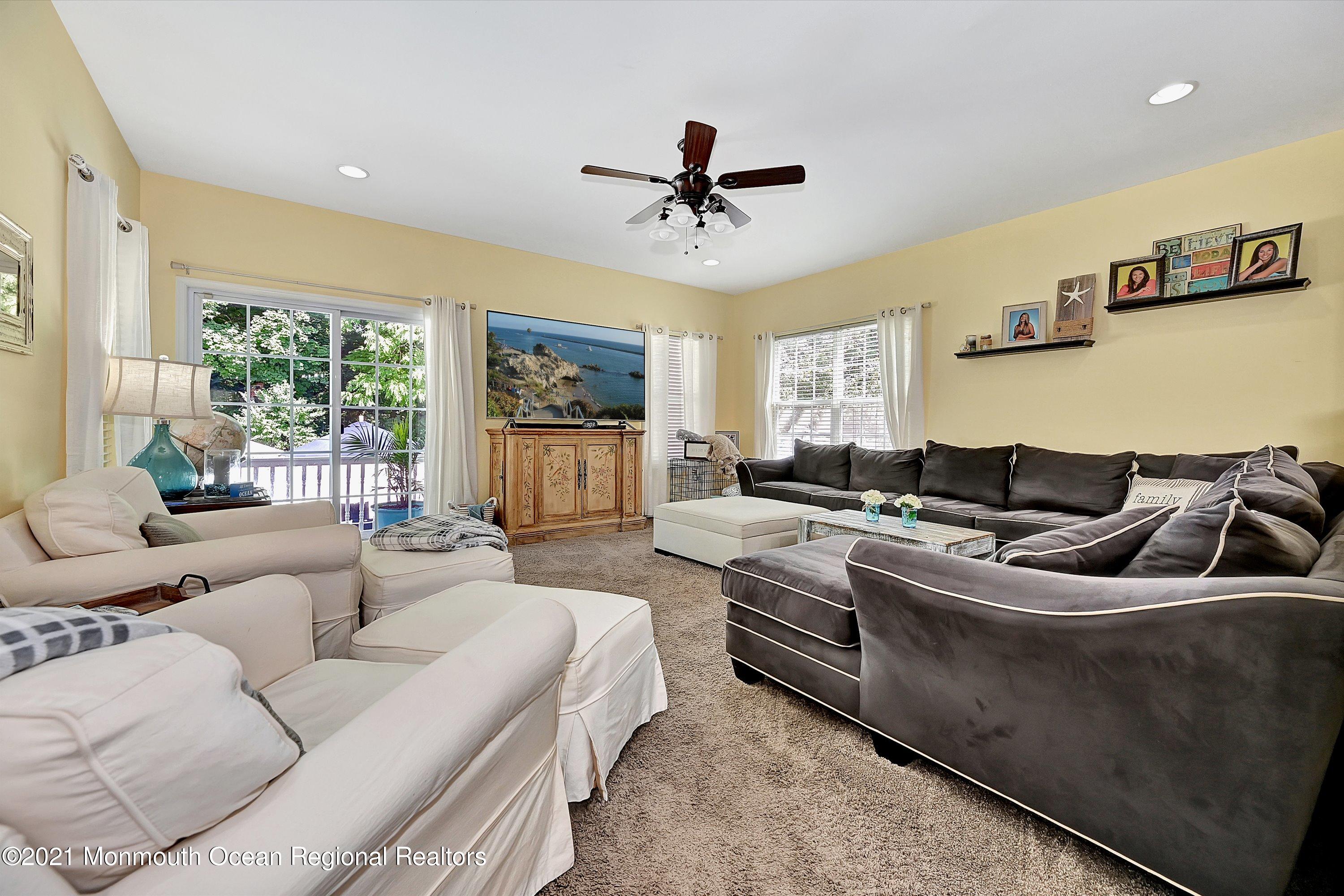 211 Oakhurst Road Oakhurst, NJ 07755 - Photo 16 of 47 Family Room