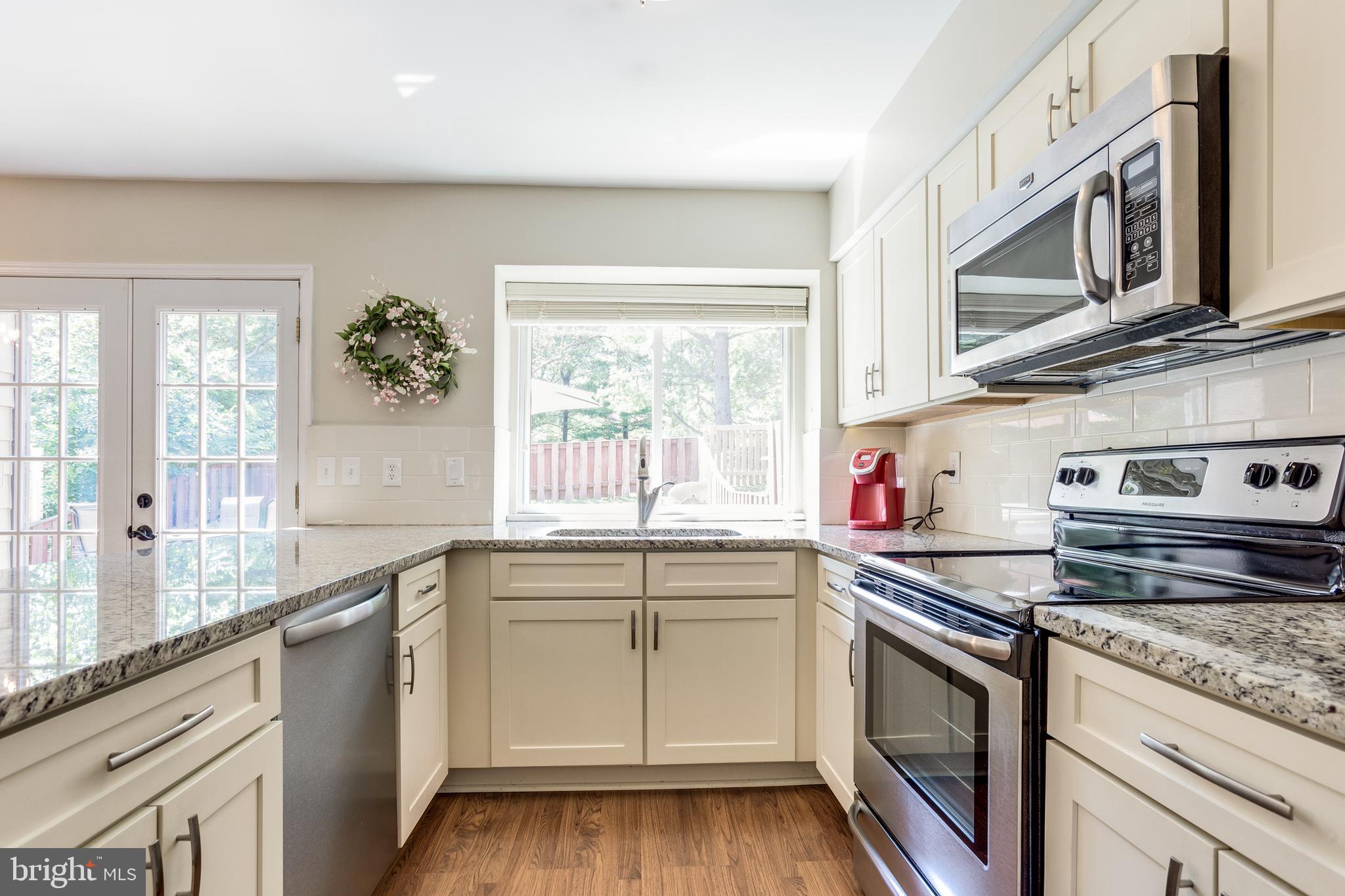 6336 Red Haven Road Columbia, MD 21045 - Photo 9 of 34 Gourmet Kitchen