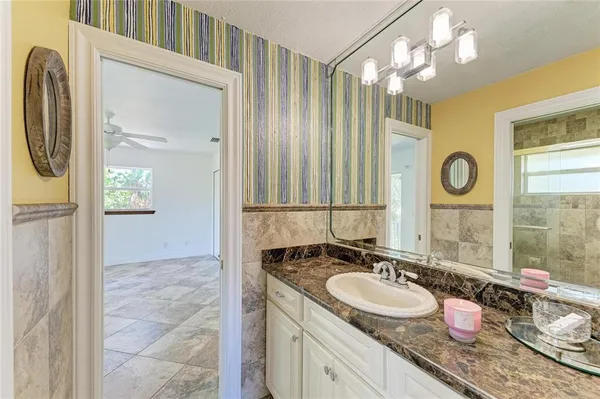 $1,350,000 | 820 North Elm Street, Englewood, FL 34223