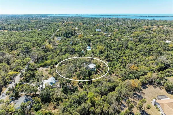 a view of a yard in front of a house
