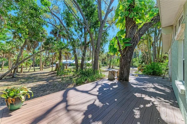 $1,350,000 | 820 North Elm Street, Englewood, FL 34223