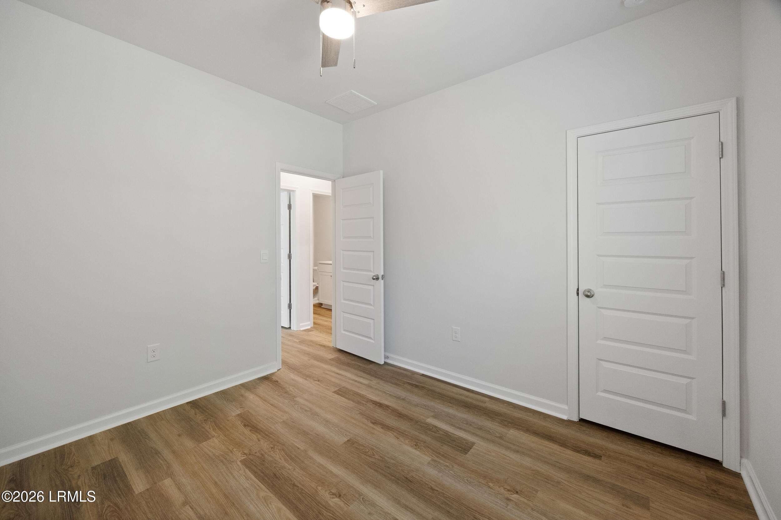 144 Baynard Road Beaufort, SC 29906 - Photo 13 of 25 30_144 baynard rd-028