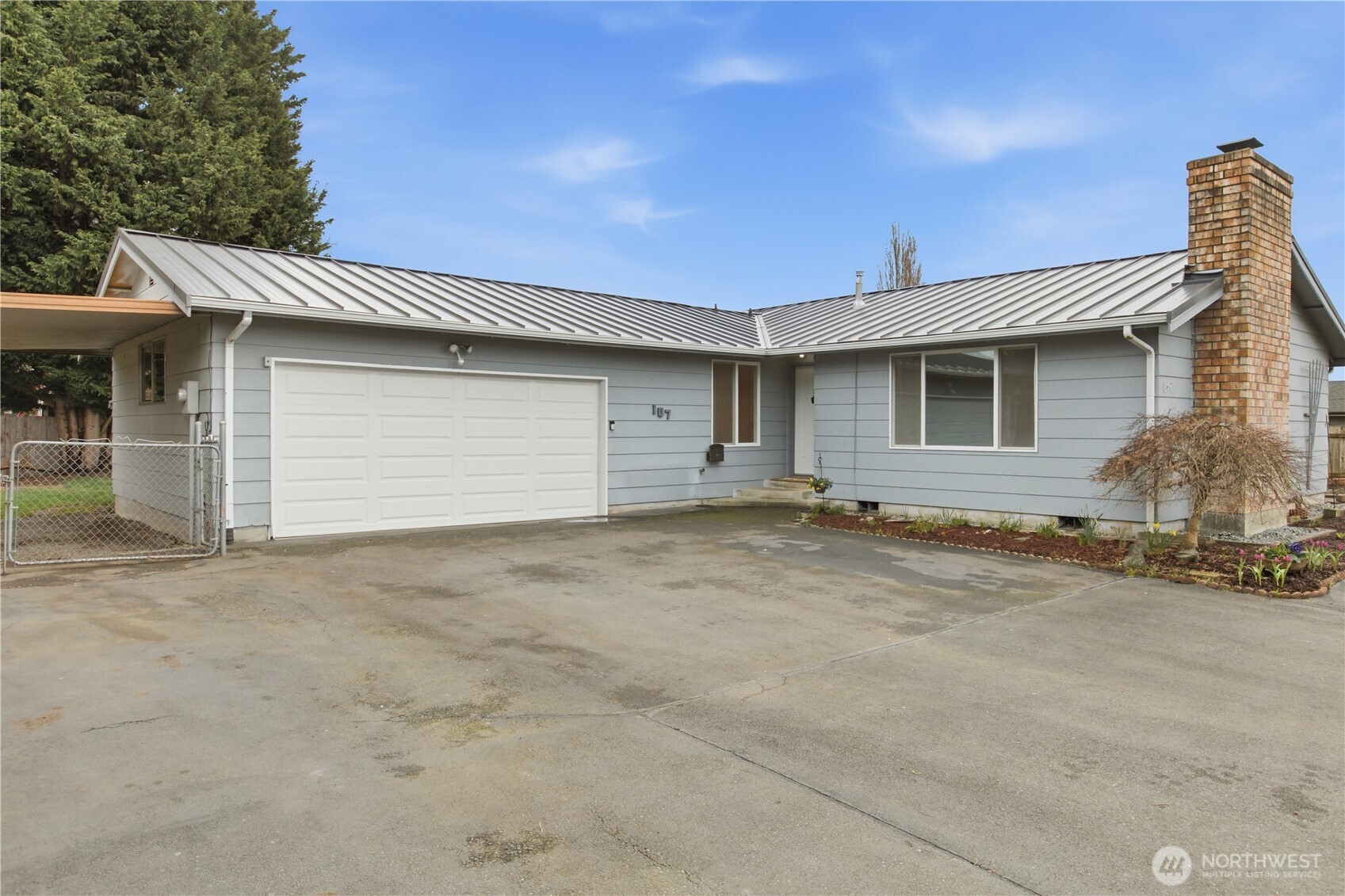 107 Butte Avenue Southeast Pacific, WA 98047 - Photo 4 of 33