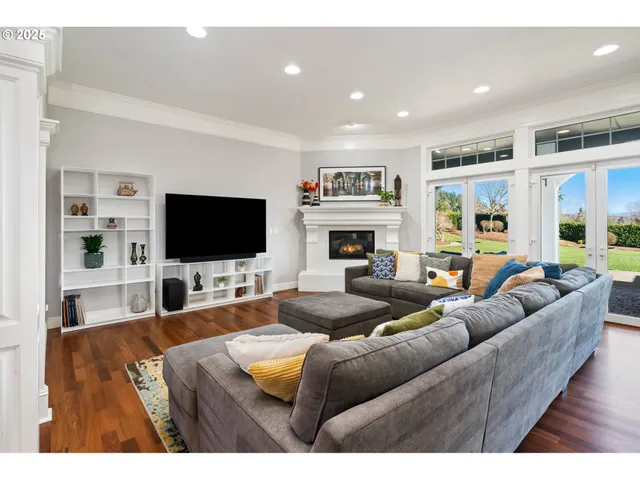 $1,450,000 | 10400 Southeast 282nd Avenue, Boring, OR 97009