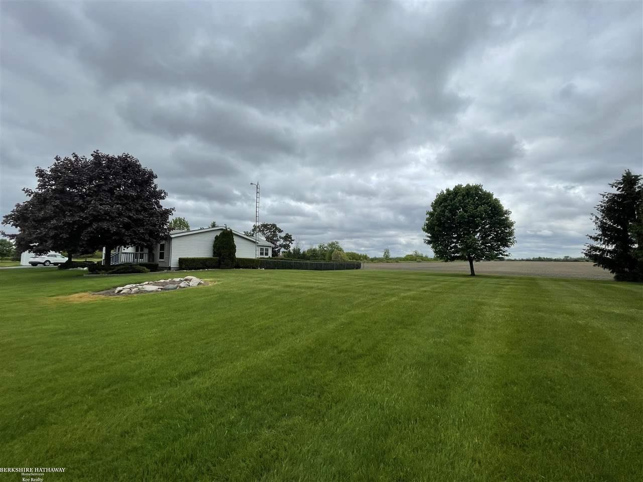 1116 East Frenchline Road Sandusky, MI 48471 - Photo 30 of 34
