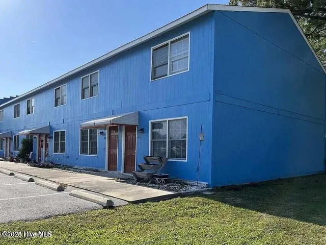 $1,150 | 3810 Symi Circle, Unit 18, Morehead City, NC 28557