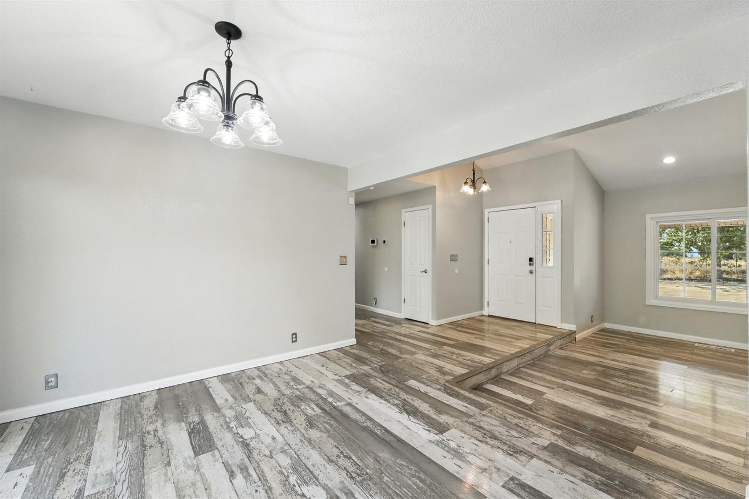2422 Cheyenne Road Copperopolis, CA 95228 - Photo 14 of 64 a view of empty room with a ceiling fan