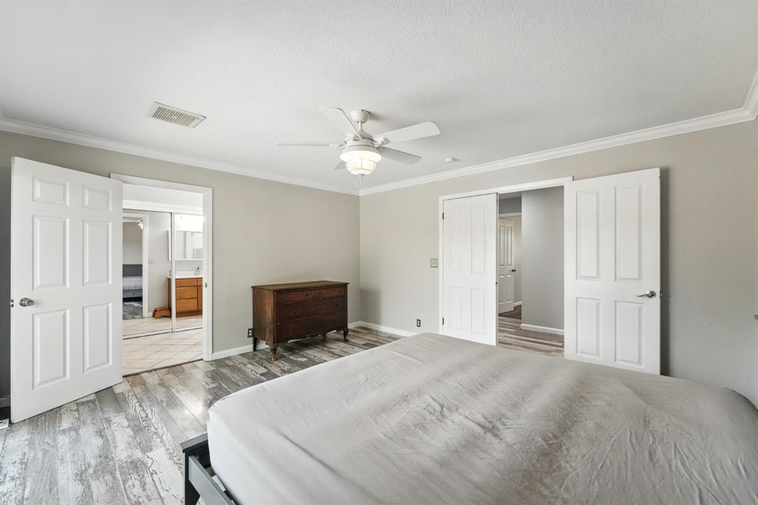 2422 Cheyenne Road Copperopolis, CA 95228 - Photo 24 of 64 a bed room with a bed and a television