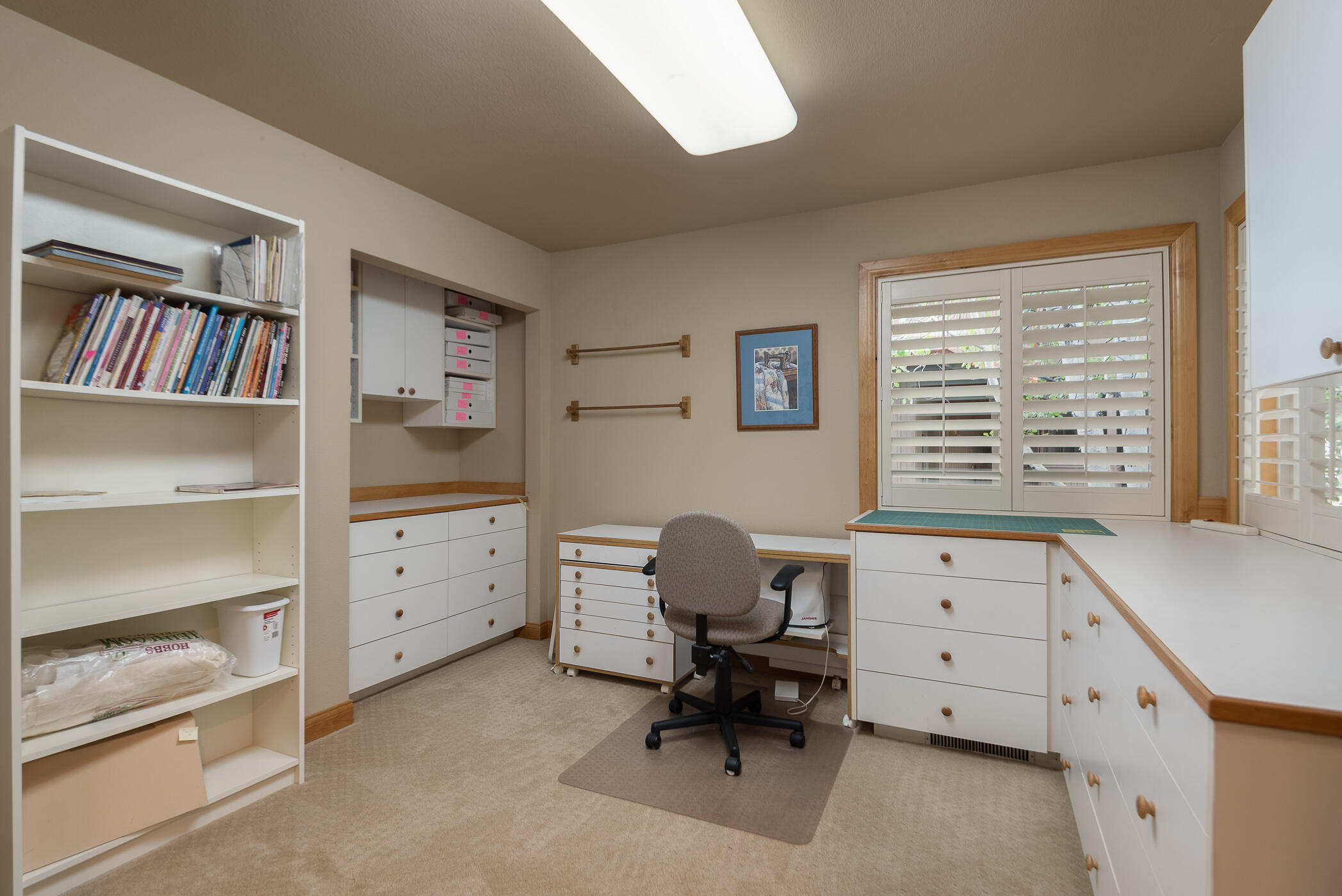 60780 Currant Way Bend, OR 97702 - Photo 21 of 34 22Guest room 2Currant_Natalie-18