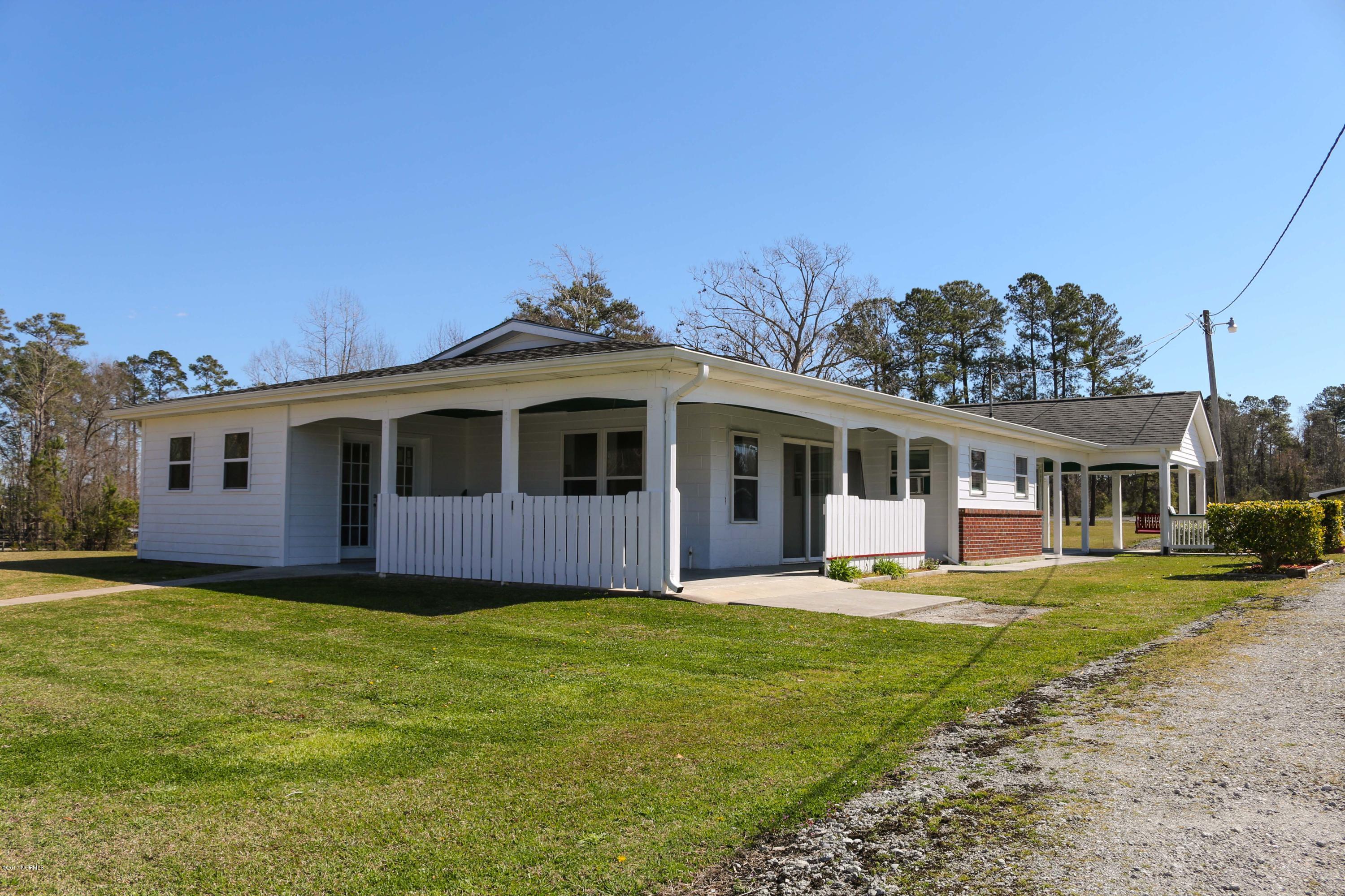 359 Stella Road Stella, NC 28582 - Photo 6 of 27 IMG_1922-A