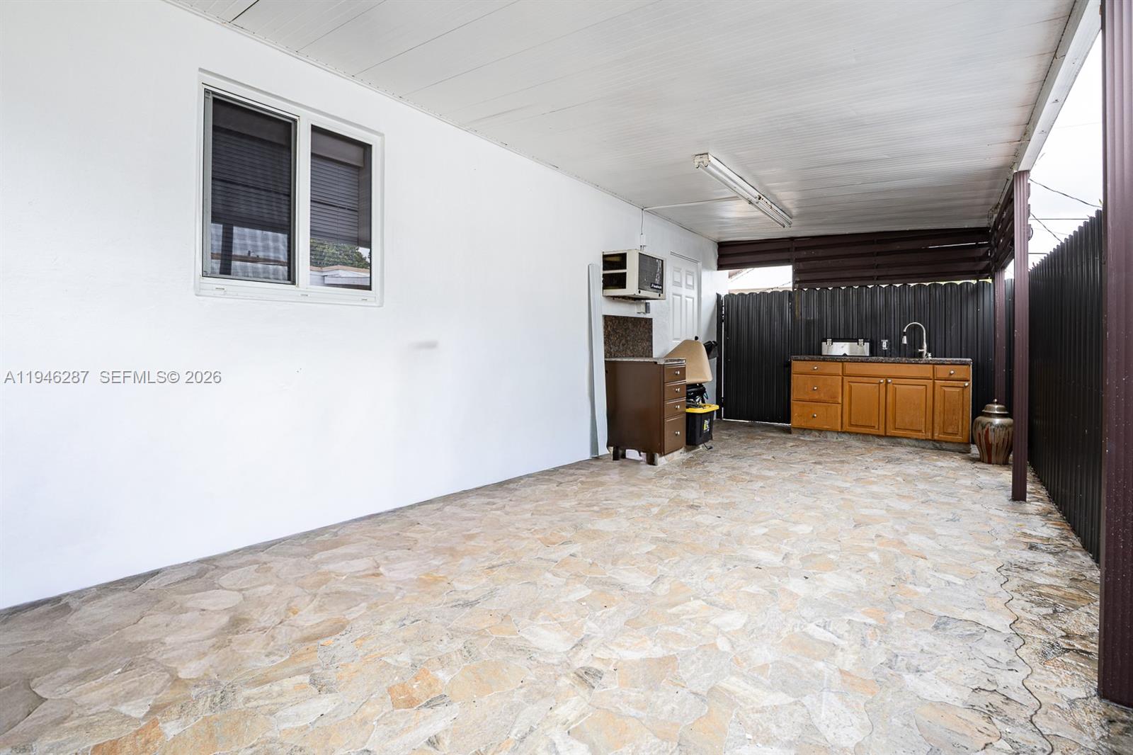 1243 West 78th Street Hialeah, FL 33014 - Photo 25 of 42