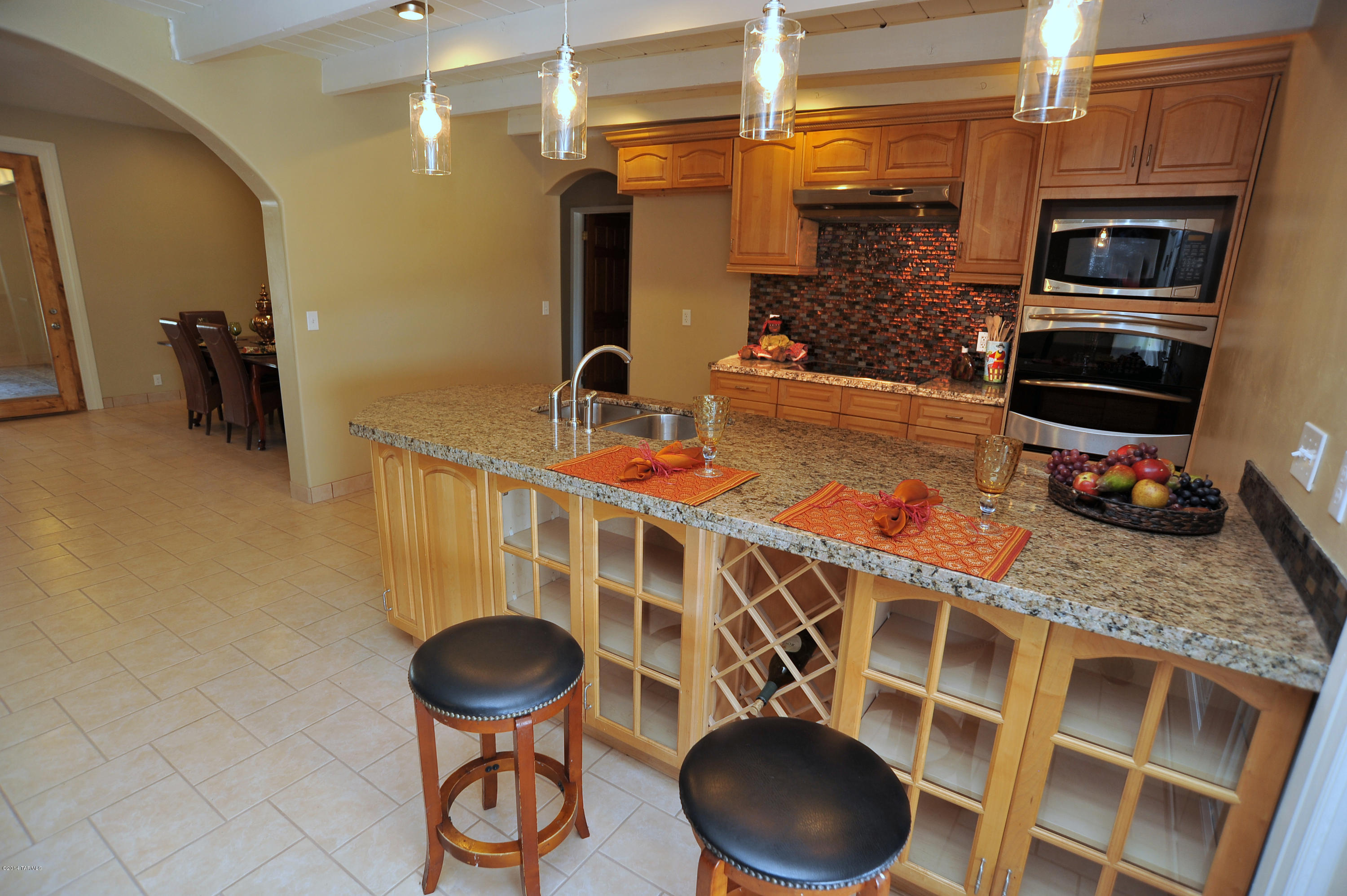 1301 West Roller Coaster Road Tucson, AZ 85704 - Photo 5 of 46 Gallery Image 5