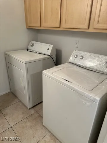 $1,426 | 950 Seven Hills Drive, Unit 1223, Henderson, NV 89052