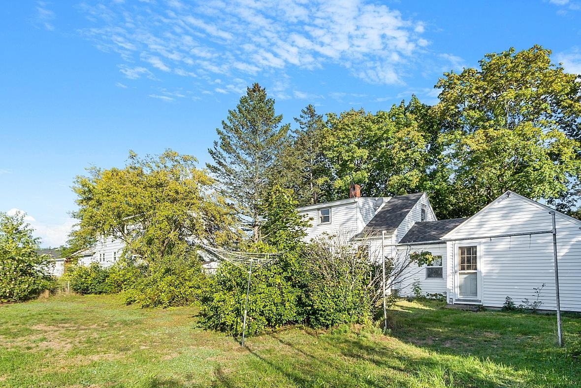 50 Olde Farm Lane Rochester, NH 03867 - Photo 5 of 35