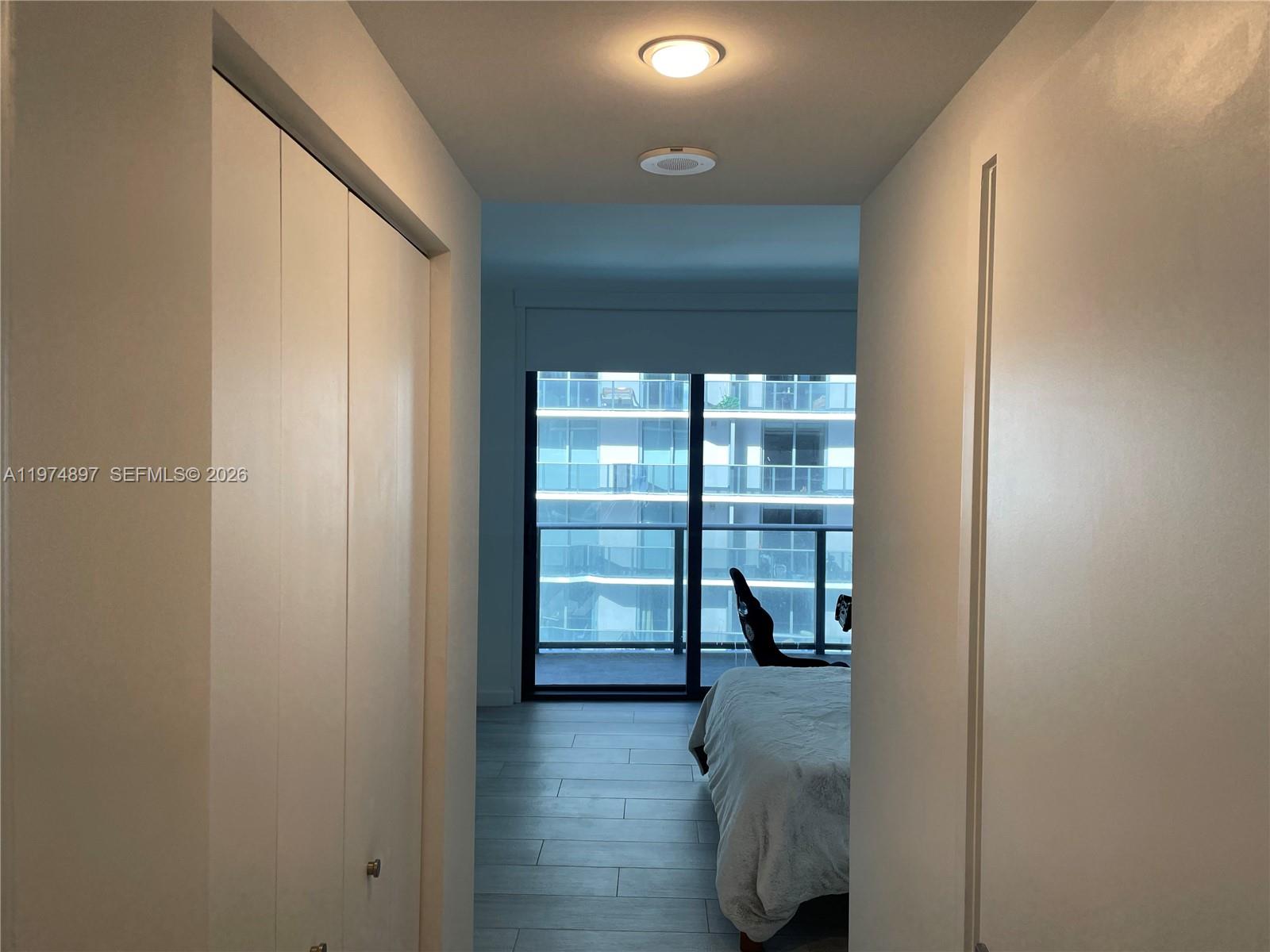 45 Southwest 9th Street, Unit 1206 Miami, FL 33130 - Photo 11 of 23