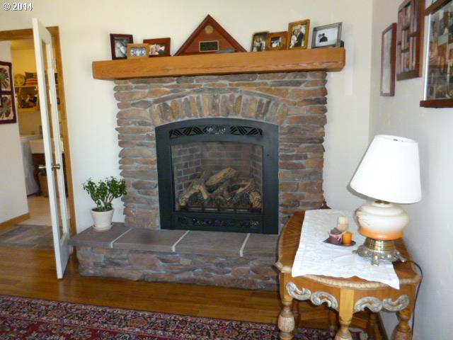 14440 Ben-Dier Road Baker City, OR 97814 - Photo 6 of 16 Den/Office