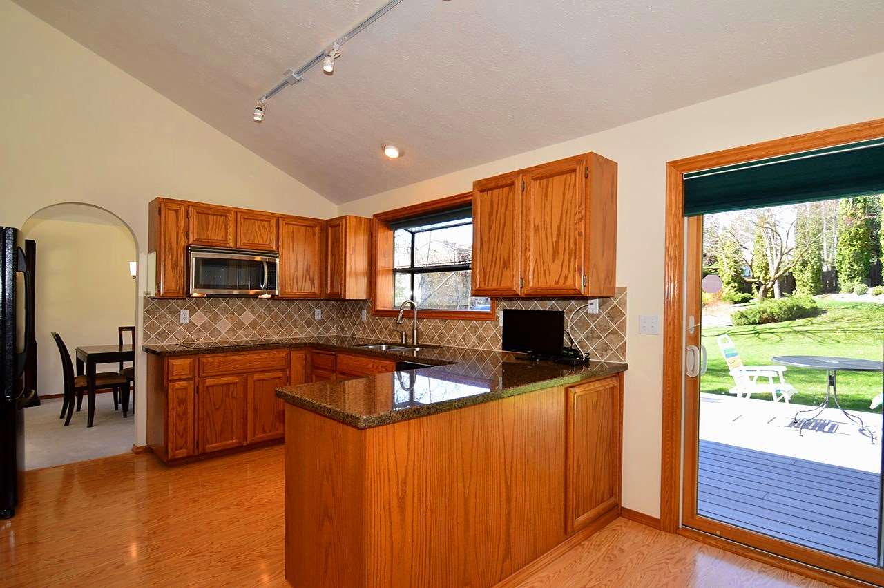 5313 North Timber Rim Drive Spokane, WA 99212 - Photo 2 of 13 Gallery Image 2