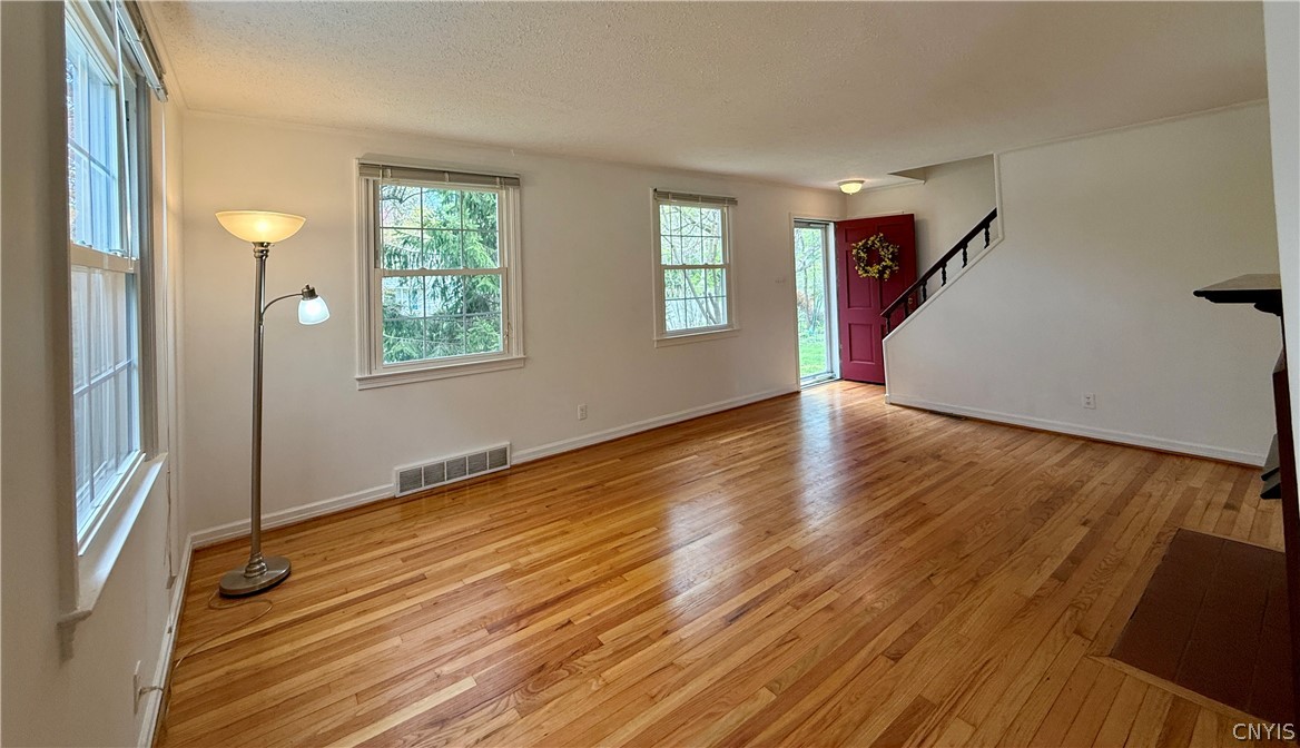 5002 Woodside Road De Witt, NY 13066 - Photo 11 of 50