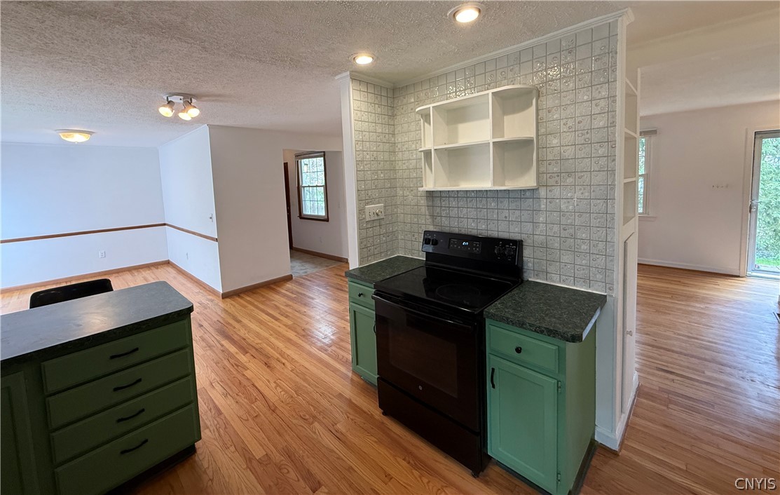 5002 Woodside Road De Witt, NY 13066 - Photo 17 of 50