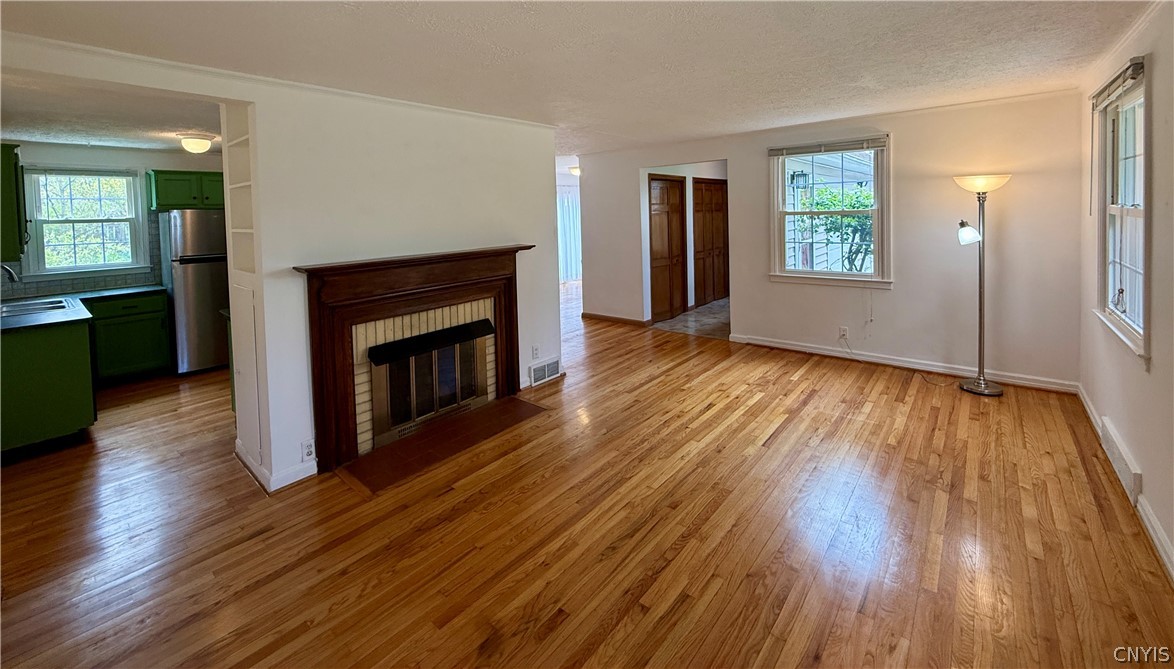 5002 Woodside Road De Witt, NY 13066 - Photo 9 of 50