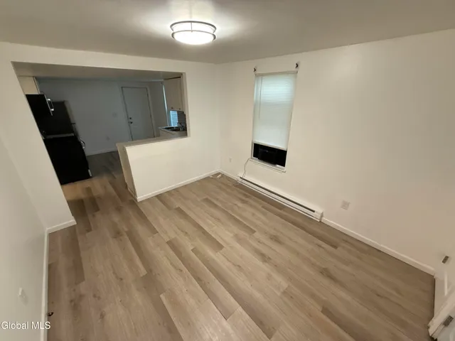 $1,500 | 934 Broadway, Rensselaer, NY 12144