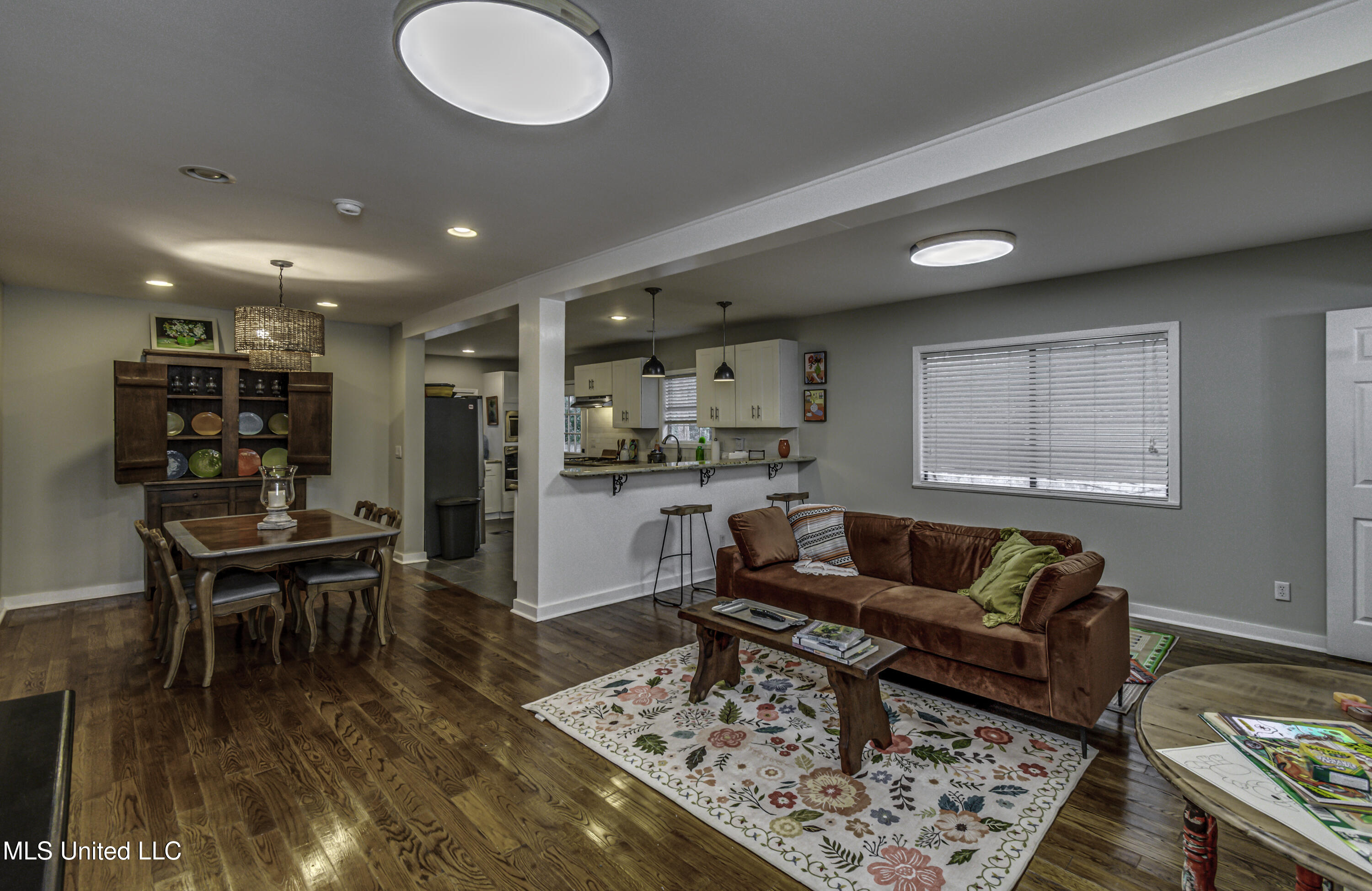 4407 Forest Park Drive Jackson, MS 39211 - Photo 12 of 60 4407 Forest Park Ave no color correction