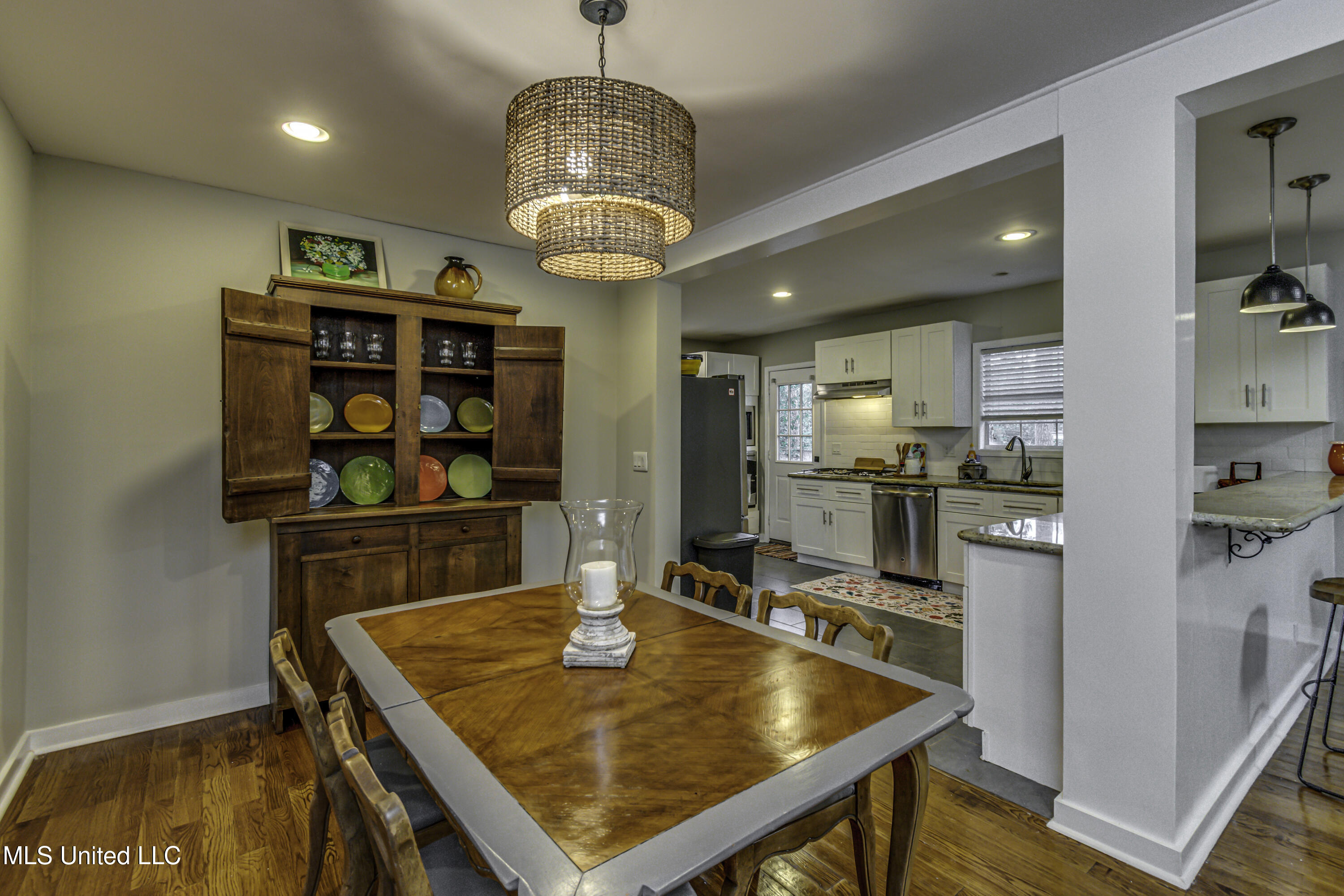 4407 Forest Park Drive Jackson, MS 39211 - Photo 9 of 60 4407 Forest Park Ave no color correction