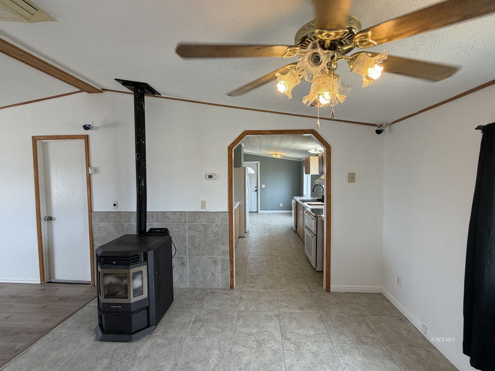 897 Lovelock Street Spring Creek, NV 89815 - Photo 3 of 23