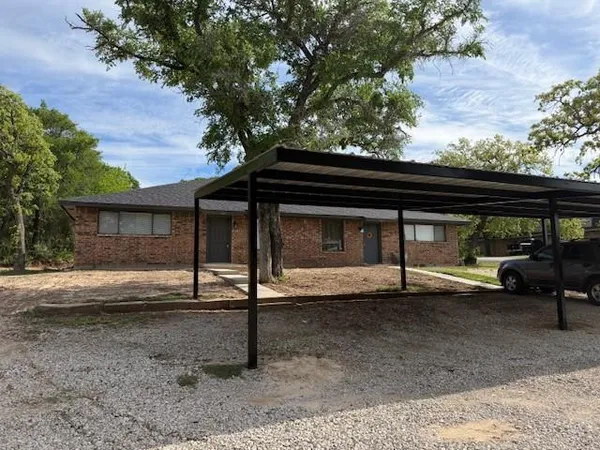 $1,550 | 1401 Arvel Circle, Azle, TX 76020
