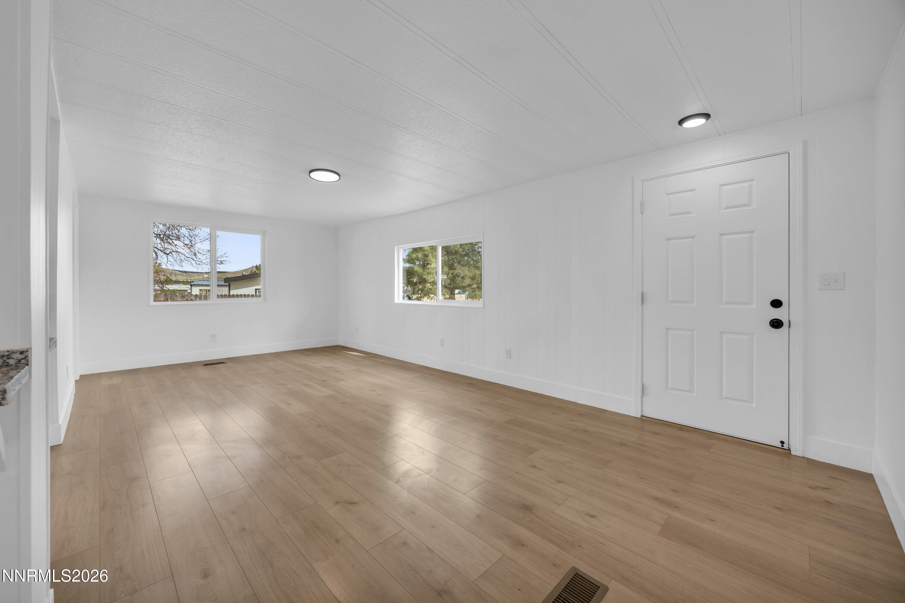 17890 Fantail Circle Reno, NV 89508 - Photo 3 of 27 5_img_2948