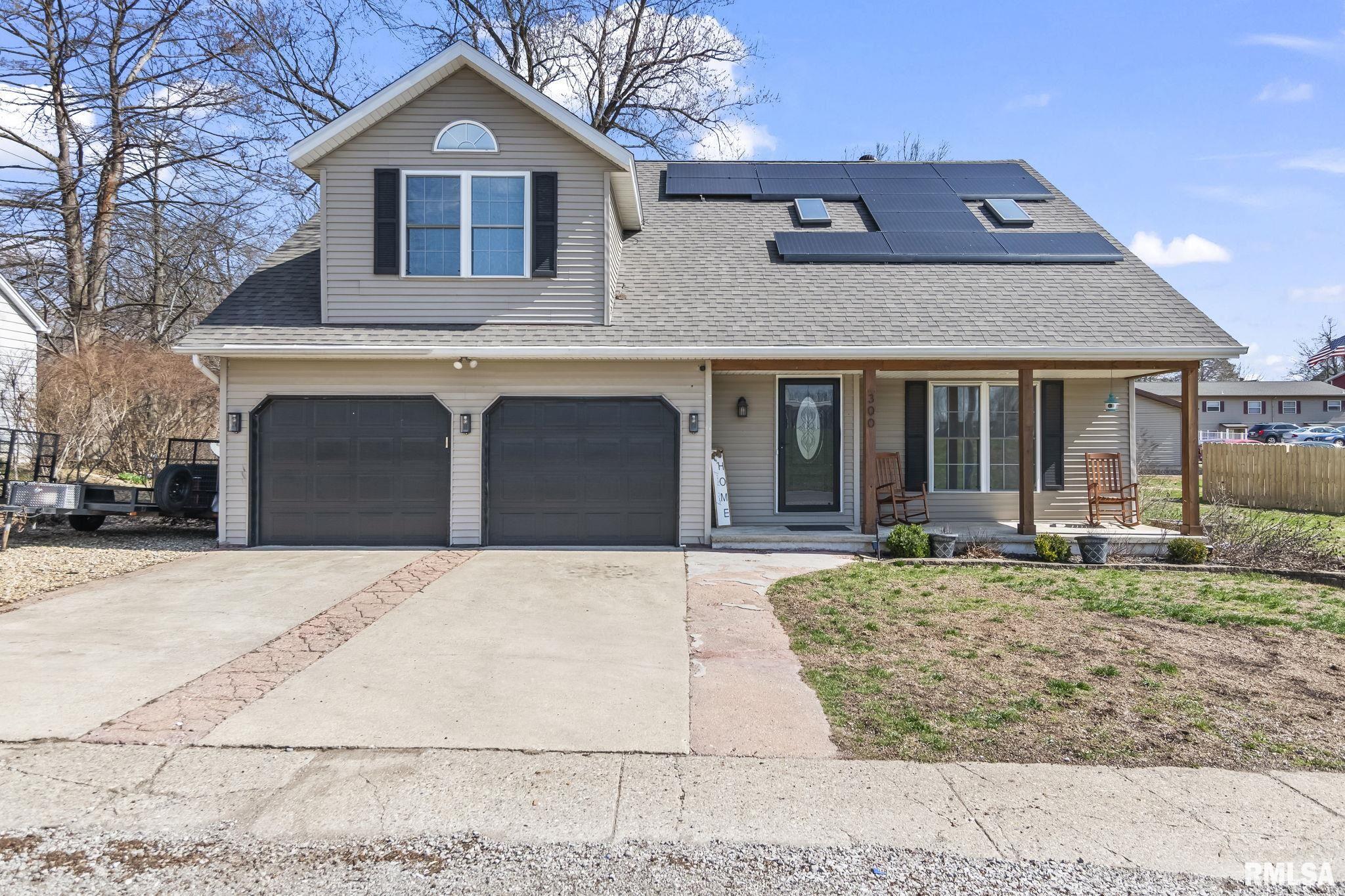 300 North Walnut Street Rochester, IL 62563 - Photo 1 of 31