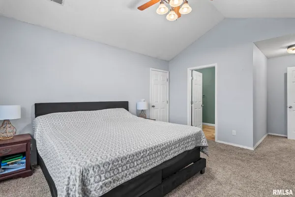 $329,900 | 300 North Walnut Street, Rochester, IL 62563