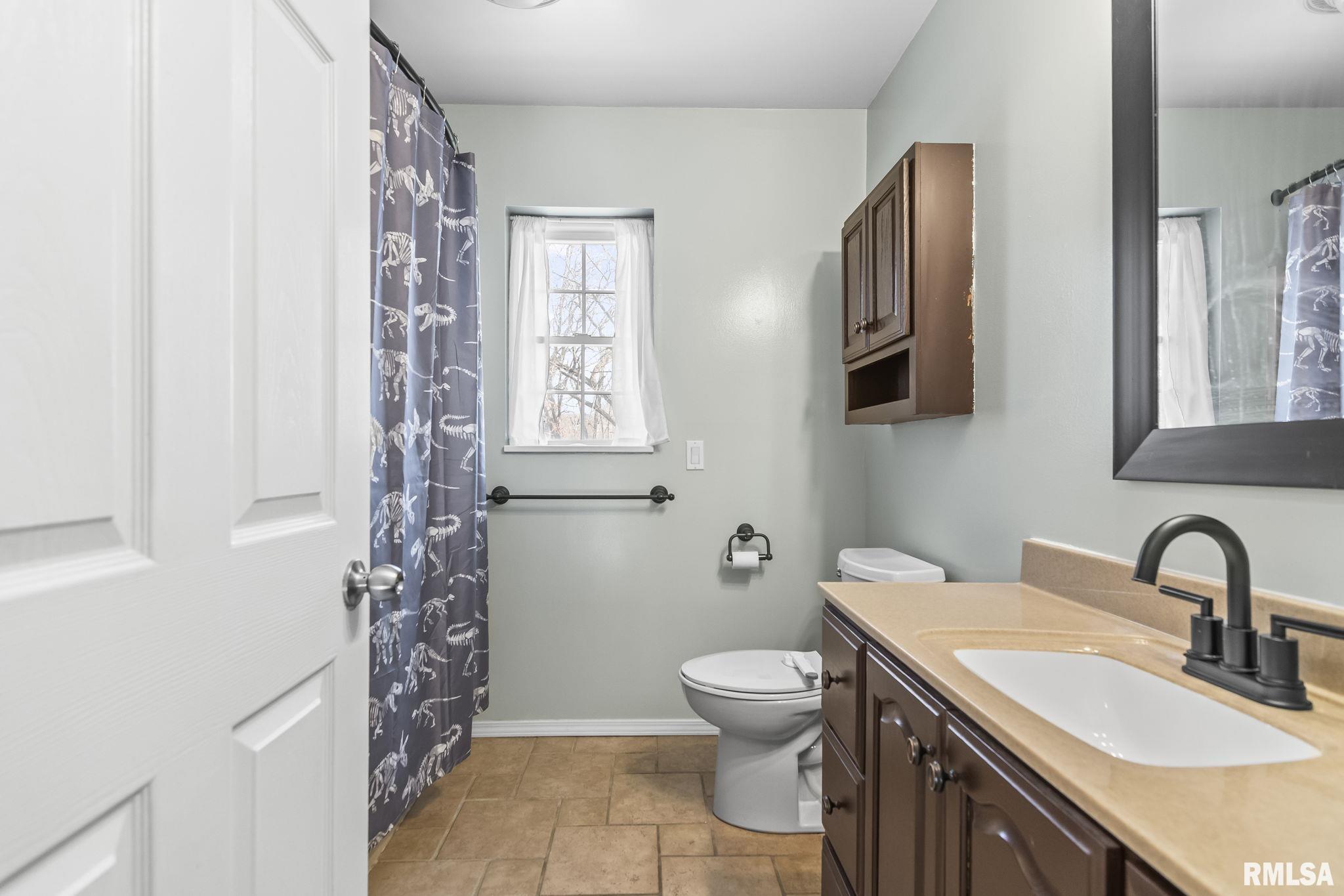 300 North Walnut Street Rochester, IL 62563 - Photo 26 of 31