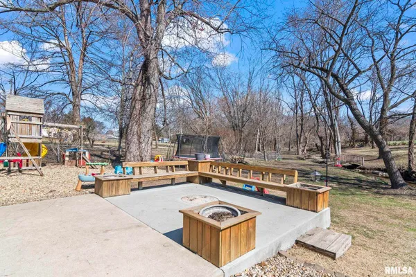 $329,900 | 300 North Walnut Street, Rochester, IL 62563