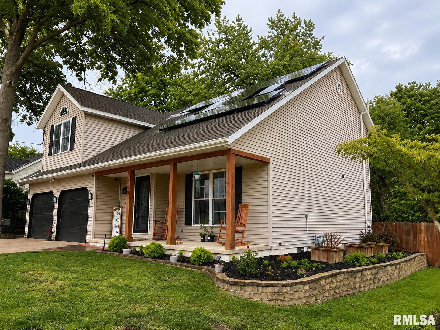 300 North Walnut Street Rochester, IL 62563 - Photo 3 of 42