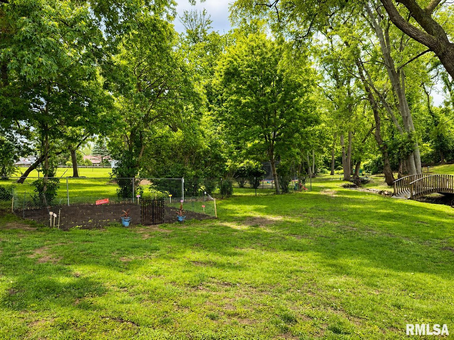 300 North Walnut Street Rochester, IL 62563 - Photo 40 of 42