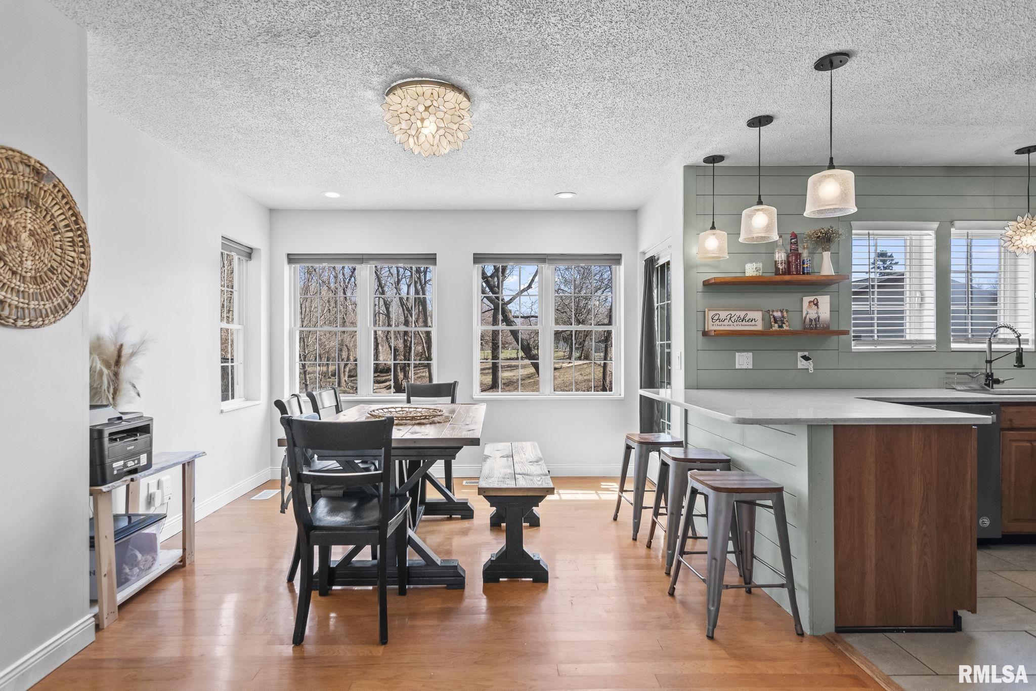 300 North Walnut Street Rochester, IL 62563 - Photo 8 of 31