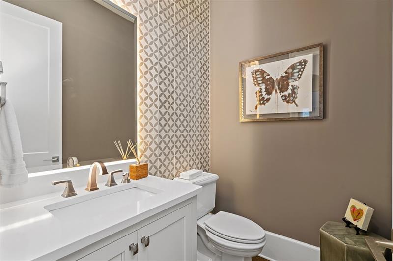 3758 Vermont Road Northeast Atlanta, GA 30319 - Photo 15 of 58 Gallery Image 15