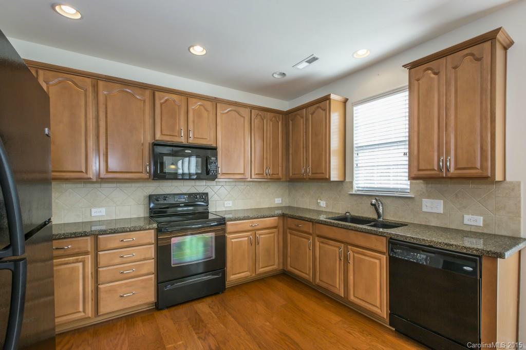 6425 Del Rio Road Charlotte, NC 28277 - Photo 6 of 24