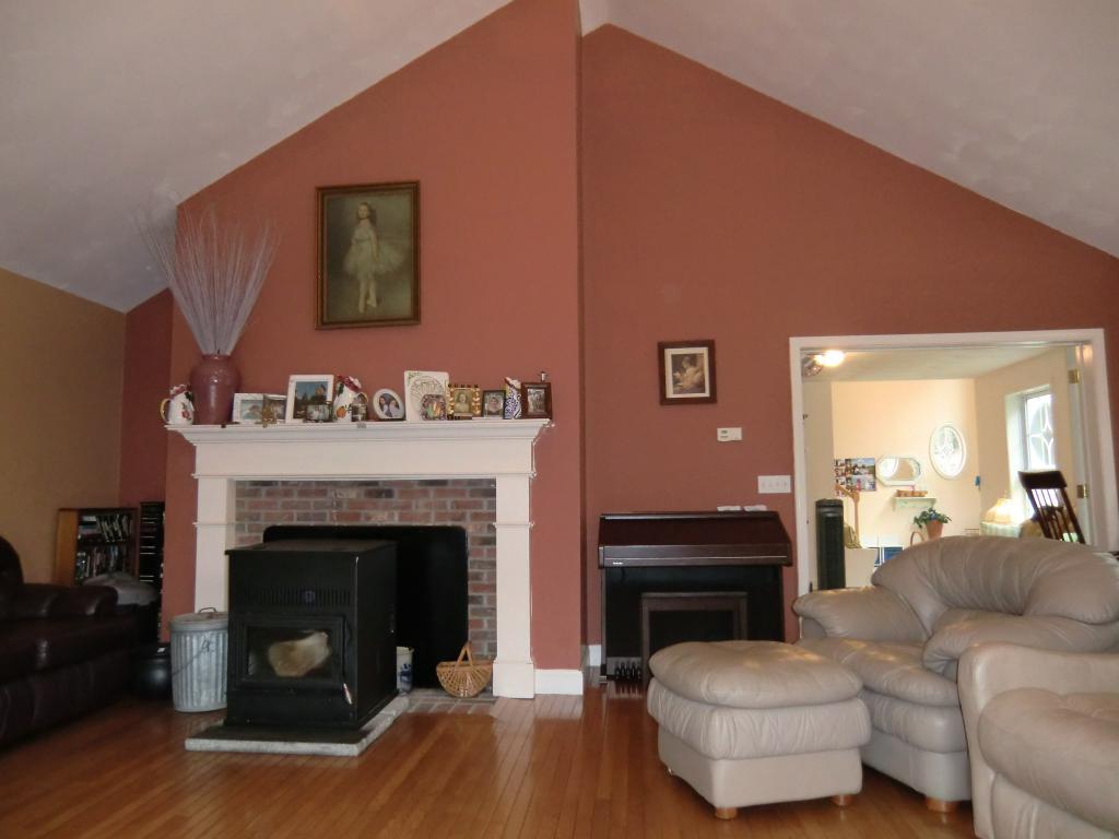 1211 Montalona Road Dunbarton, NH 03046 - Photo 17 of 32 Gallery Image 17