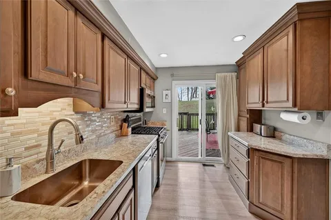 $310,000 | 307 Lawrence Place, Coraopolis, PA 15108