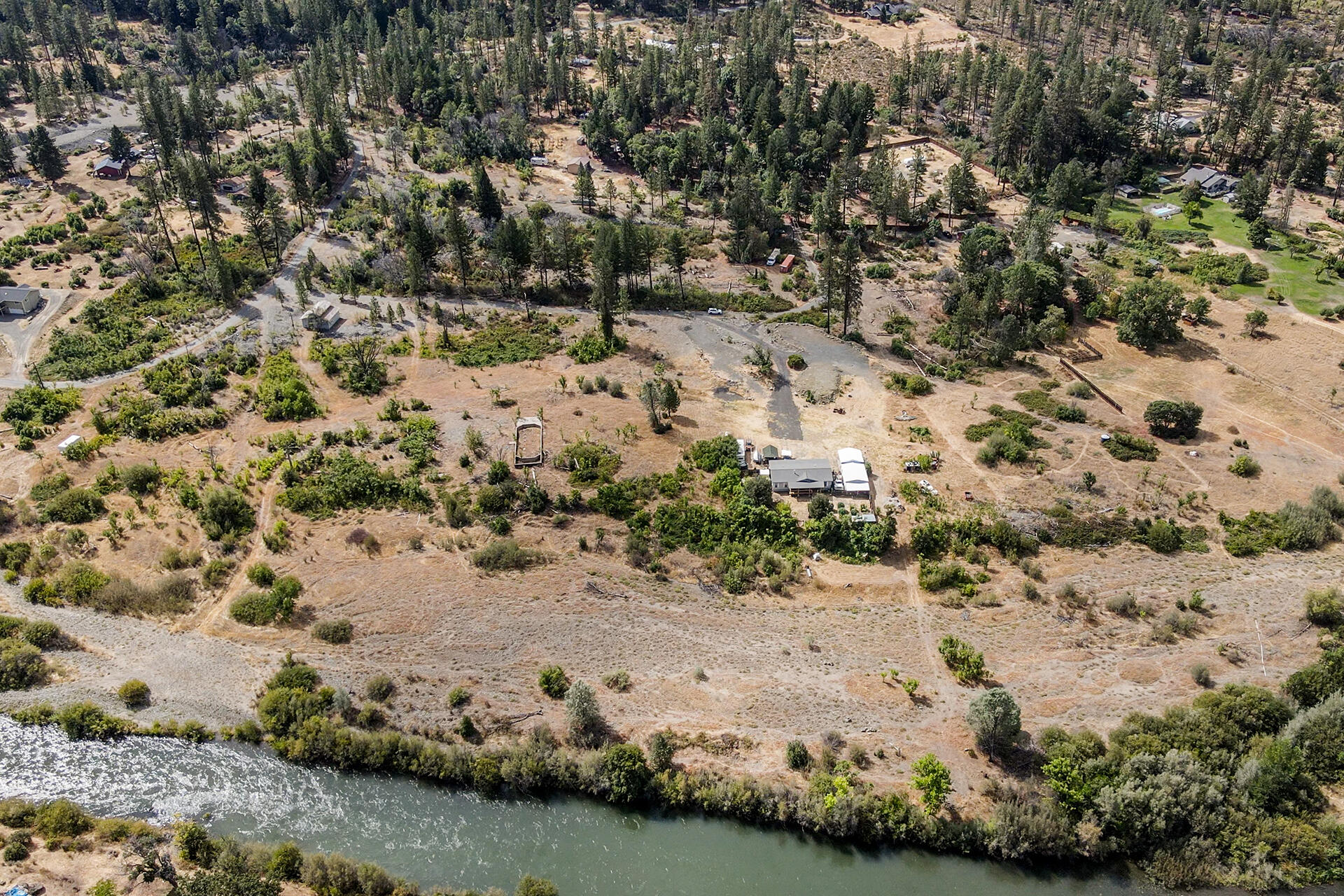 303 Bear Springs Road Junction City, CA 96048 - Photo 13 of 32 0013