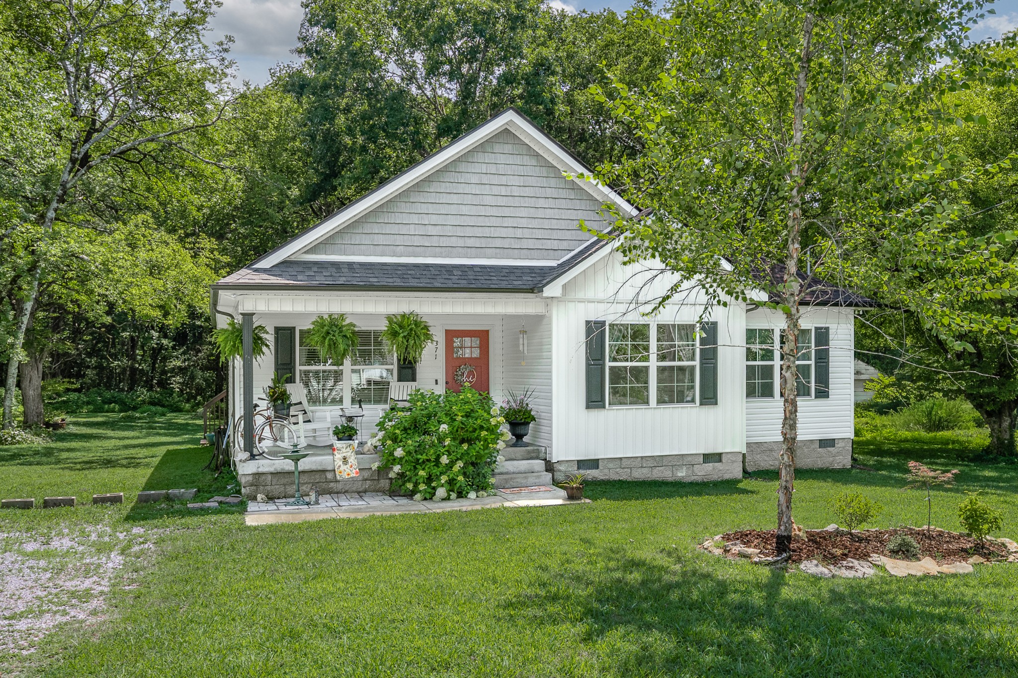 371 Holly Grove Road Lewisburg, TN 37091 - Photo 3 of 29 Gallery Image 3