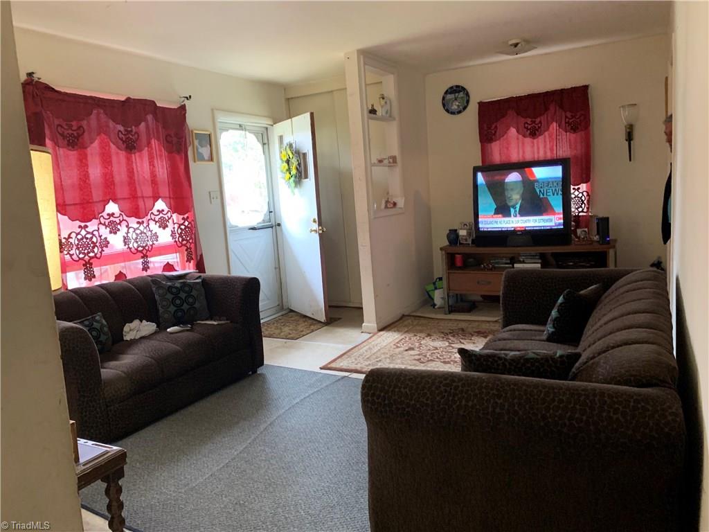 2211 Springhill Road Greensboro, NC 27403 - Photo 3 of 13 Gallery Image 3