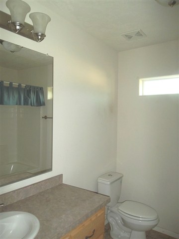 3920 East Center Road, Unit 11 Mead, WA 99021 - Photo 6 of 8
