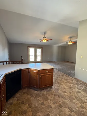 $285,000 | 429 Cardinal Drive, Whiteland, IN 46184