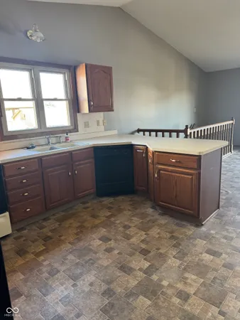 $285,000 | 429 Cardinal Drive, Whiteland, IN 46184