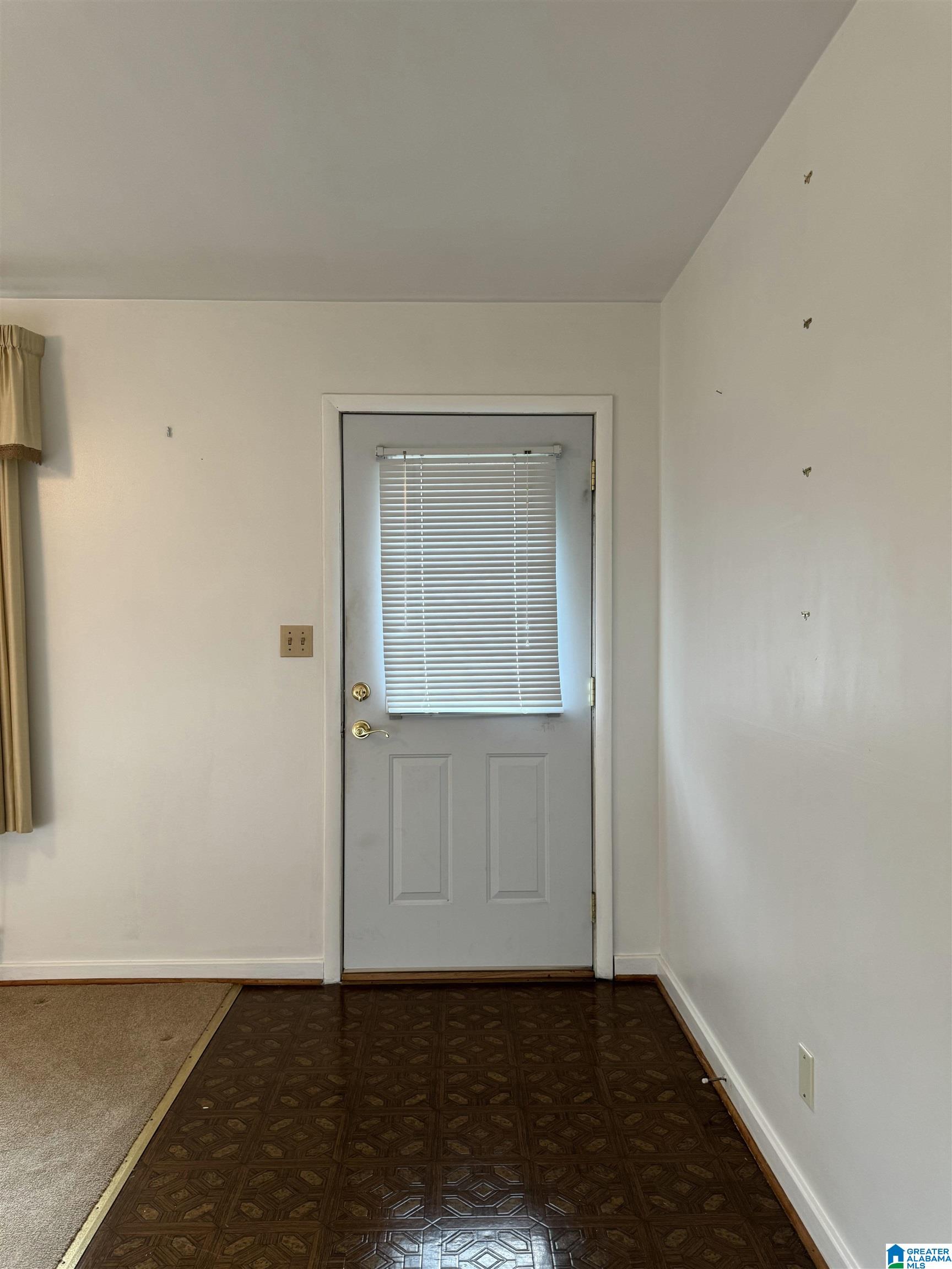 1109 Hardwick Lane Birmingham, AL 35209 - Photo 32 of 60