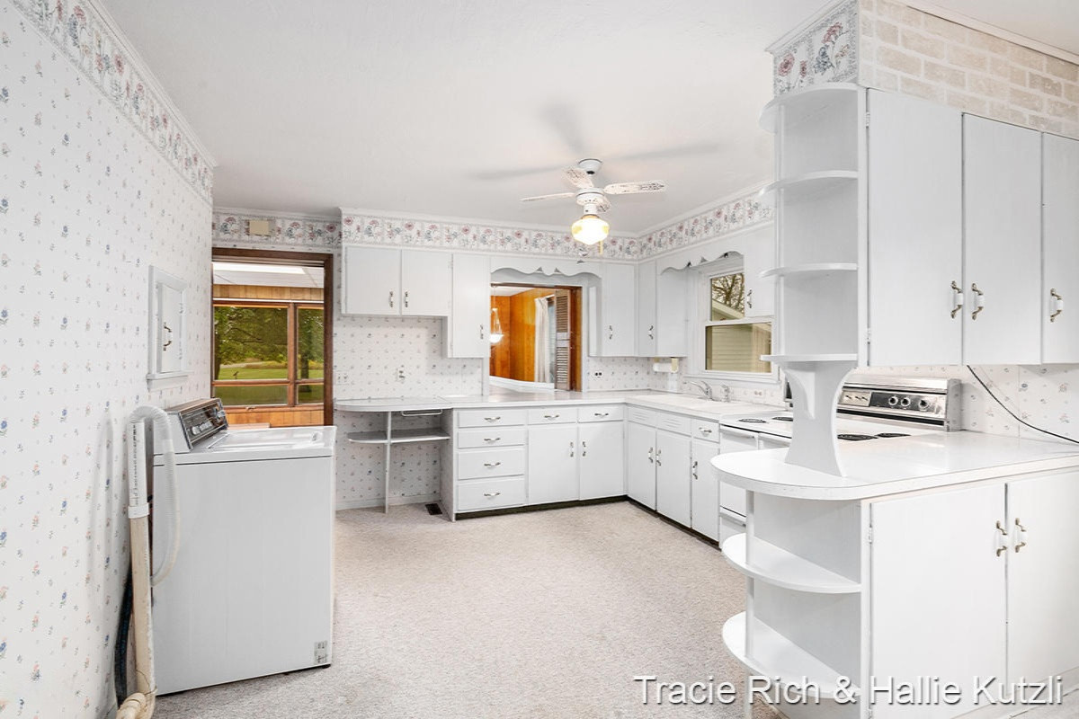 12997 West Stanton Road Trufant, MI 49347 - Photo 12 of 45 IMG_1011