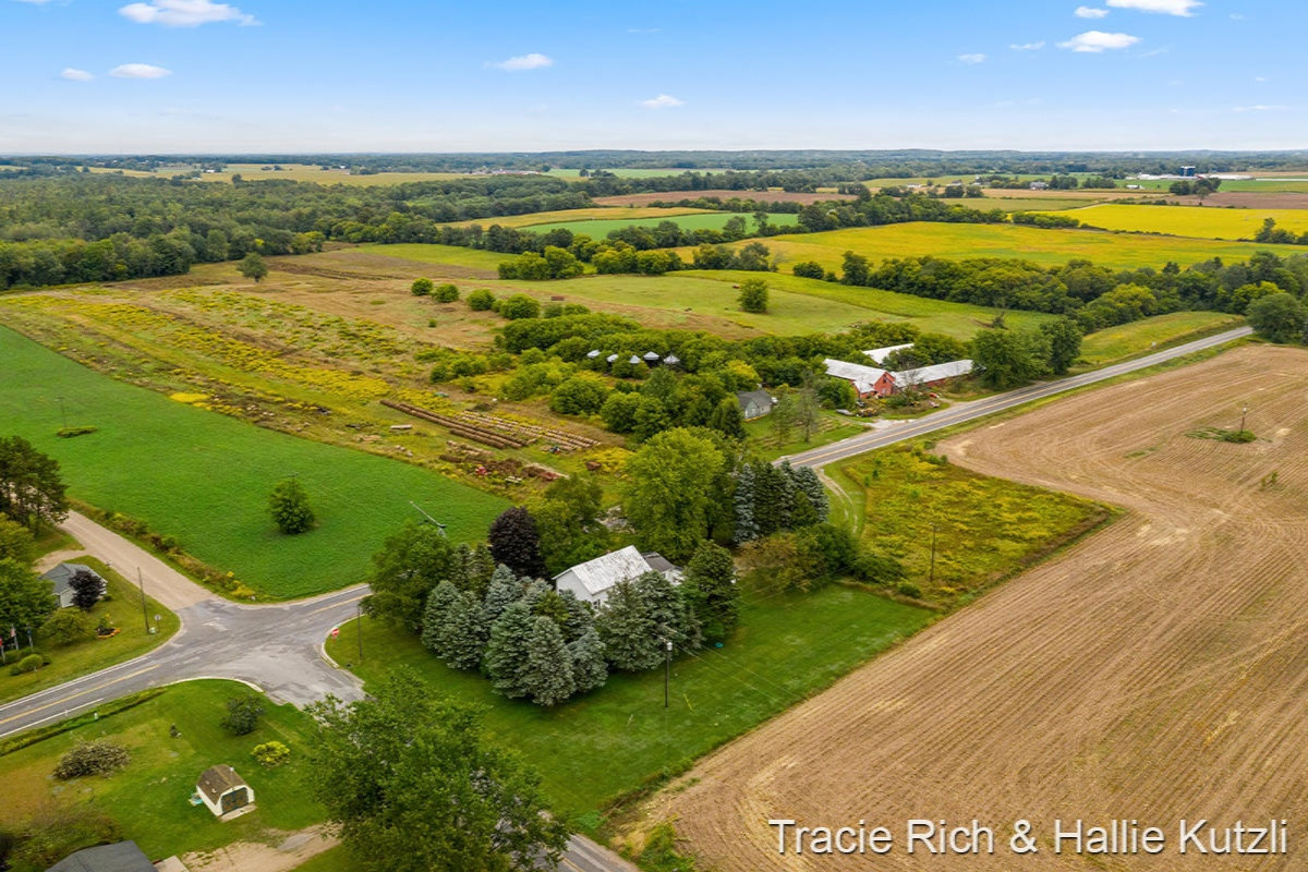 12997 West Stanton Road Trufant, MI 49347 - Photo 42 of 45 IMG_1038